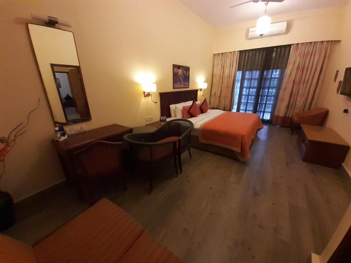 Gir Serai - Ihcl Seleqtions Sasan Gir Buitenkant foto